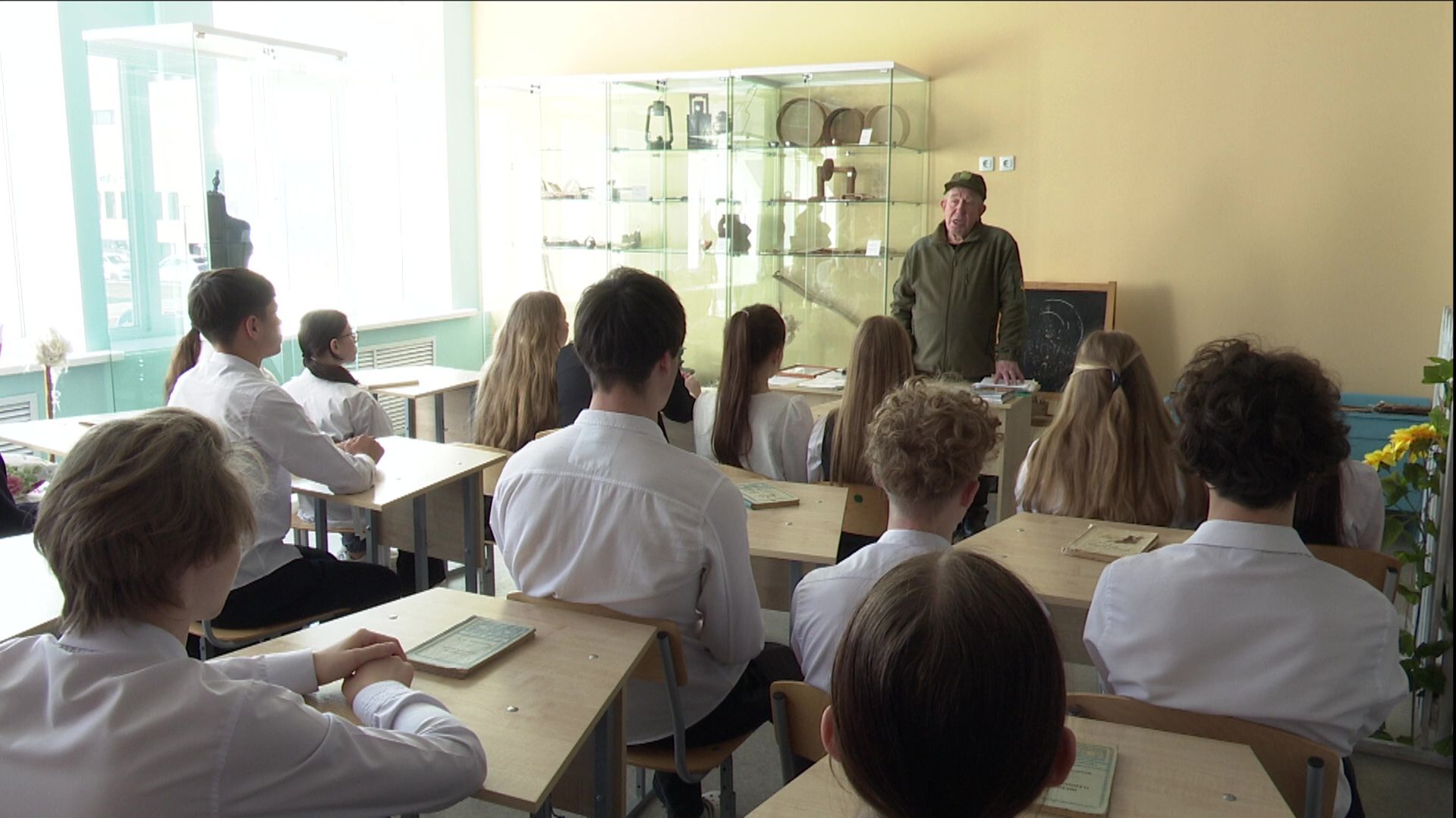 Ученики школы №1 будут раздавать «похоронки»