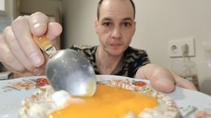 Мукбанг: вкусный бутерброд с яйцом всмятку, гречневая каша, мини-творожок.