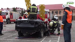 Самарские спасатели соревновались в скорости оказания помощи при ДТП