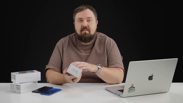 Распаковка Redmi Note 11 - вся линейка!
