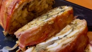 РУЛЕТ ИЗ КУРИЦЫ, ГРИБОВ И БЕКОНА 😋👍