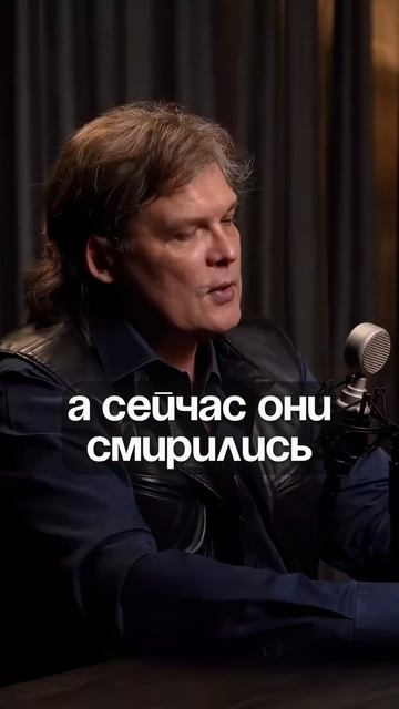 США будут закрывать свои военные базы? | Константин Дараган | Кирилл Фомин подкаст