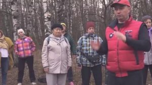 Доктор Шишонин показывает упражнения для шеи, прогулки на свежем воздухе профилактика инсульта