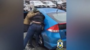 На Сахалине задержан москвич, обеспечивавший на Дальнем Востоке работу мошеннических сим-боксов