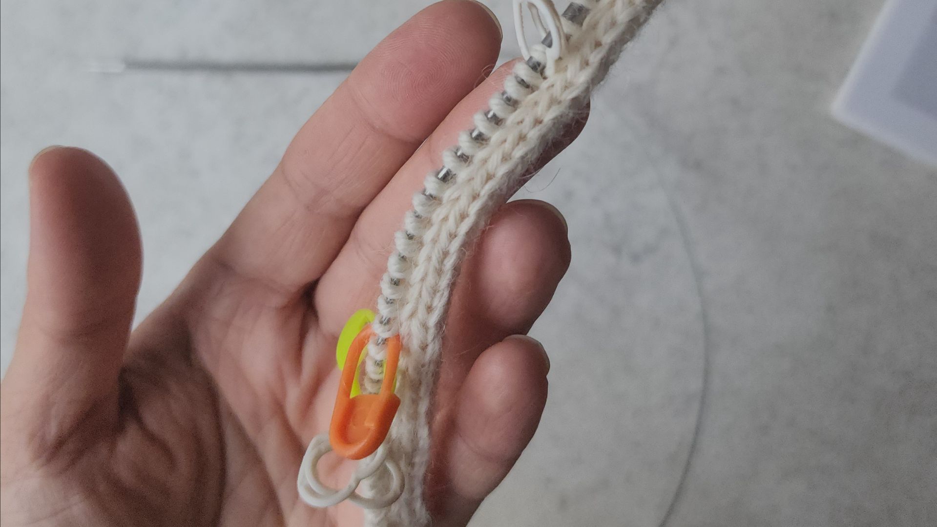 Расставляем маркеры на реглан Зайка одежда