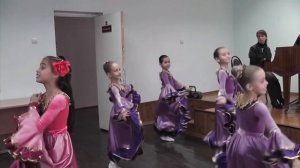 Анастасия искупалась в аплодисментах) никакого ДЭП)) и т.д..mp4