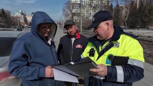 В Новосибирске появилась мобильная служба - дорожный патруль.