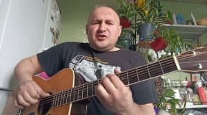 Седой старик играл на скрипке