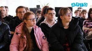 «Им покорились звёзды». В библиотеке прошел познавательный час, посвященный женщинам-космонавтам