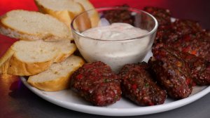 Кюфта. Сочные котлеты на керамическом гриле Green kamado