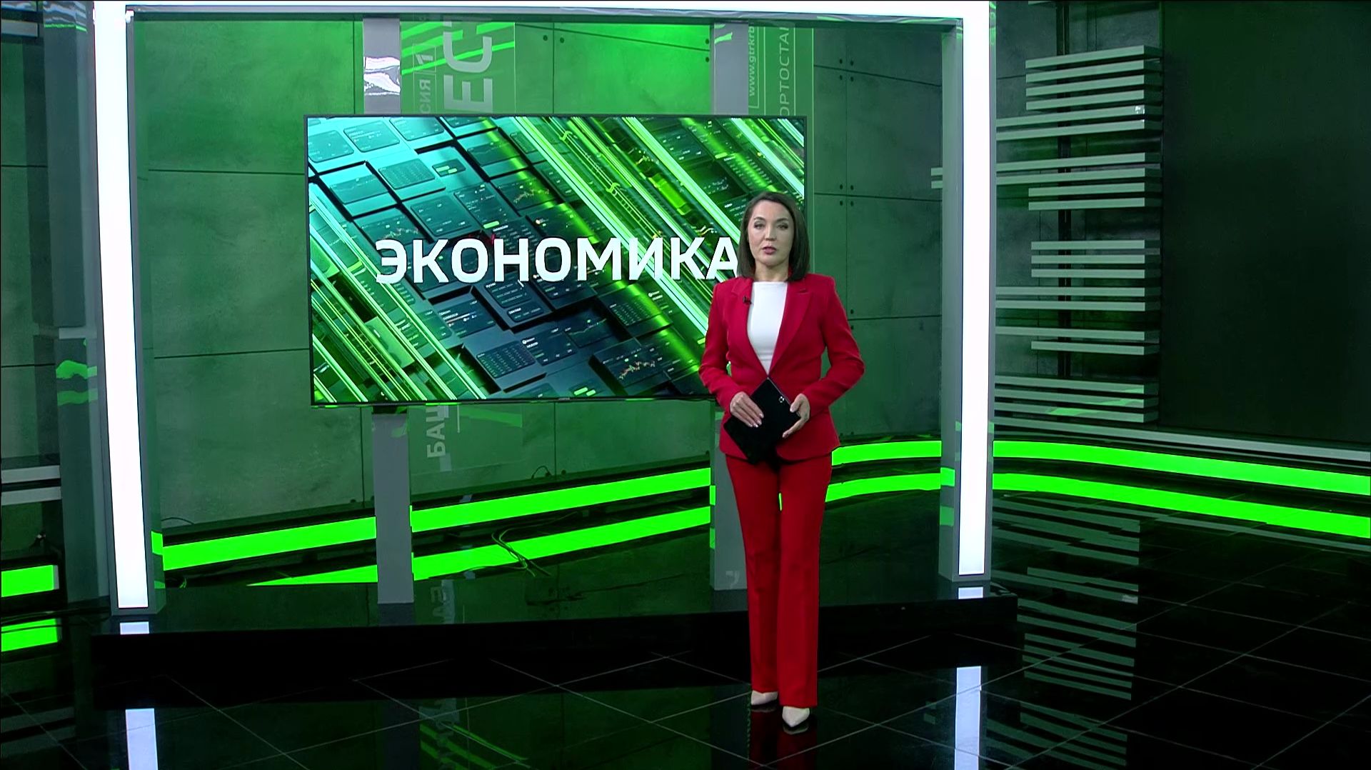 Монетная неделя, новый авиарейс и изменения в кредитовании