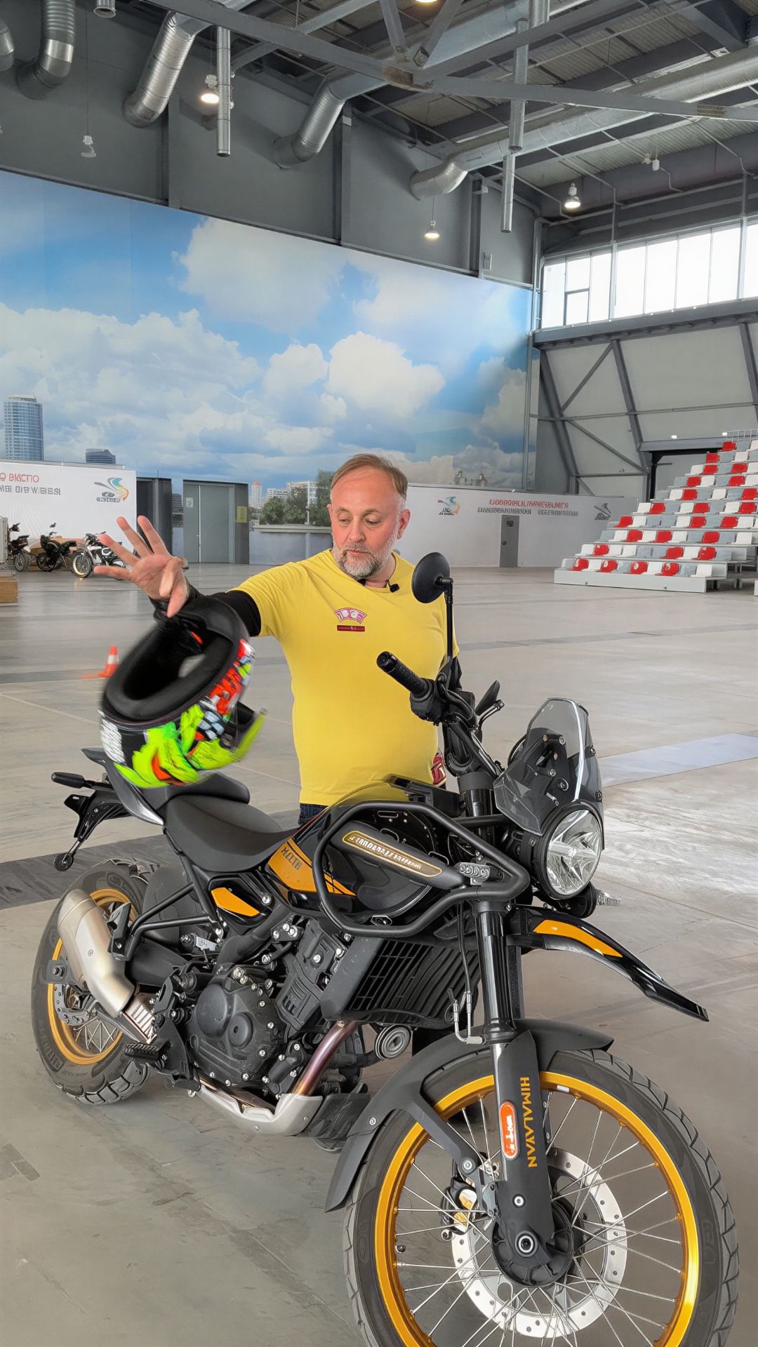 🔥⛑️ КУДА ВЕШАТЬ ШЛЕМ: 3 НАДЁЖНЫХ СПОСОБА 📍✨