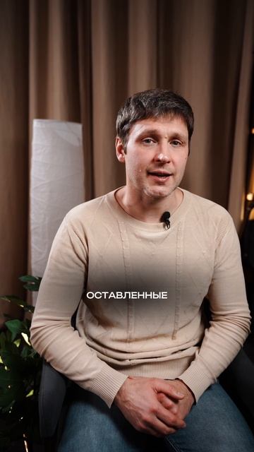 Почему после туалета собака скребет лапами землю? Ответ в видео