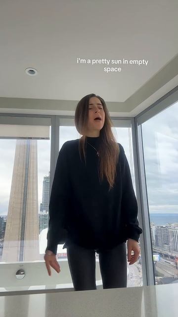 Singing my new song Moonwake. Do you want this song in your playlist?:) #acousticcovers #cntower