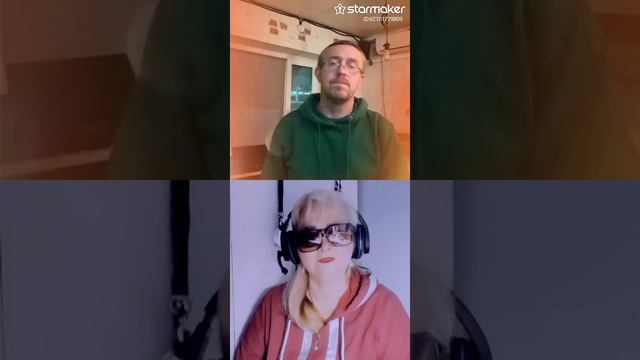 Караоке. За окошком вишня.