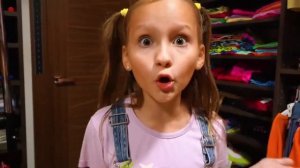 Крис и друзья играют в Халков