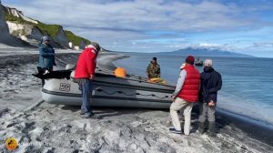 Курильские острова: белые скалы о. Итуруп