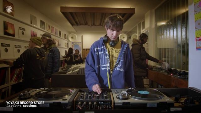 Hyas - Yoyaku instore session