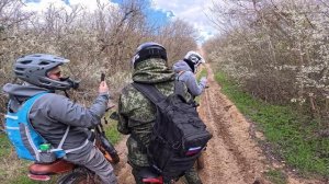 2 Эндуро тур на электровелосипедах по лесам и горам. Много грязи, много смеха. Часть 1