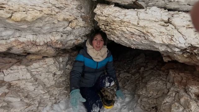 Минералы пещер Архангельской области