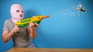 Когда надоели мухи, я беру дробовик стреляющий солью!