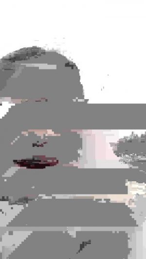 Снег в апреле  ?