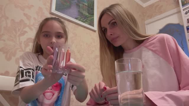 Красим яйца на Пасху🥚🪺🐣🐰