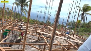 Filipina на русском. На стройке Алексея.