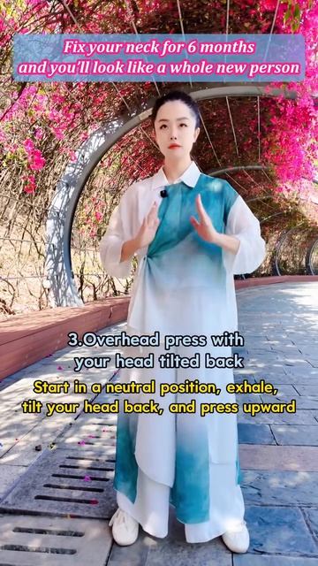 Растяжка шеи и плеч