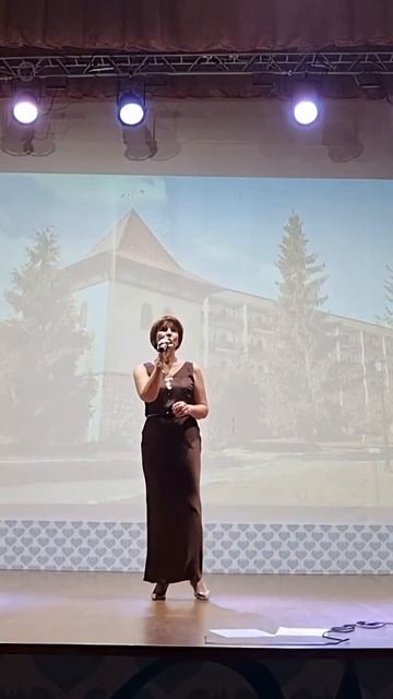 Волны на берег катились..