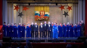 Хор " С песней по жизни " Вот солдаты идут