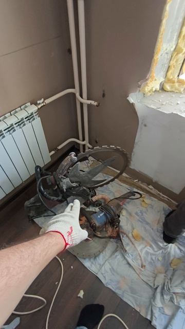 Демонтаж части  стены