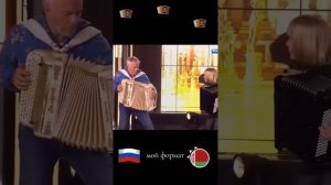 Талантлиаый народ в России и Беларуси живёт!