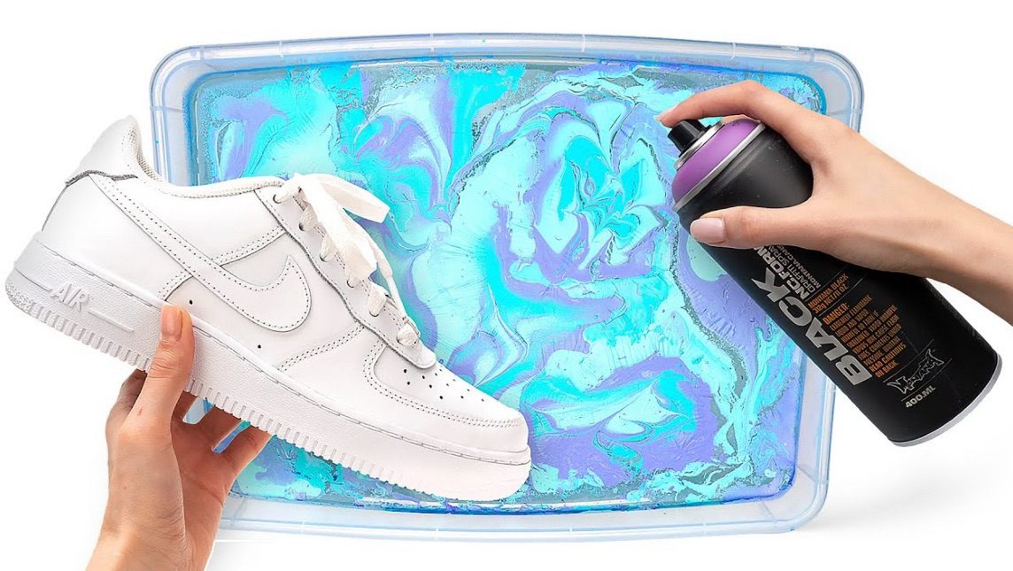 Уникальные кроссовки из обычных белых!