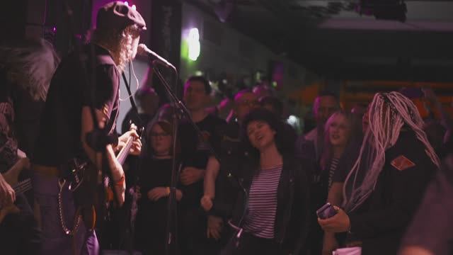 "Монгол Шуудан" в рок-баре "Штопор"