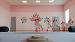 Народный театр танца " Азовские чайки"  
"Варенька"