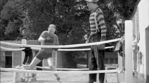 Тренируй левую (1936) 2