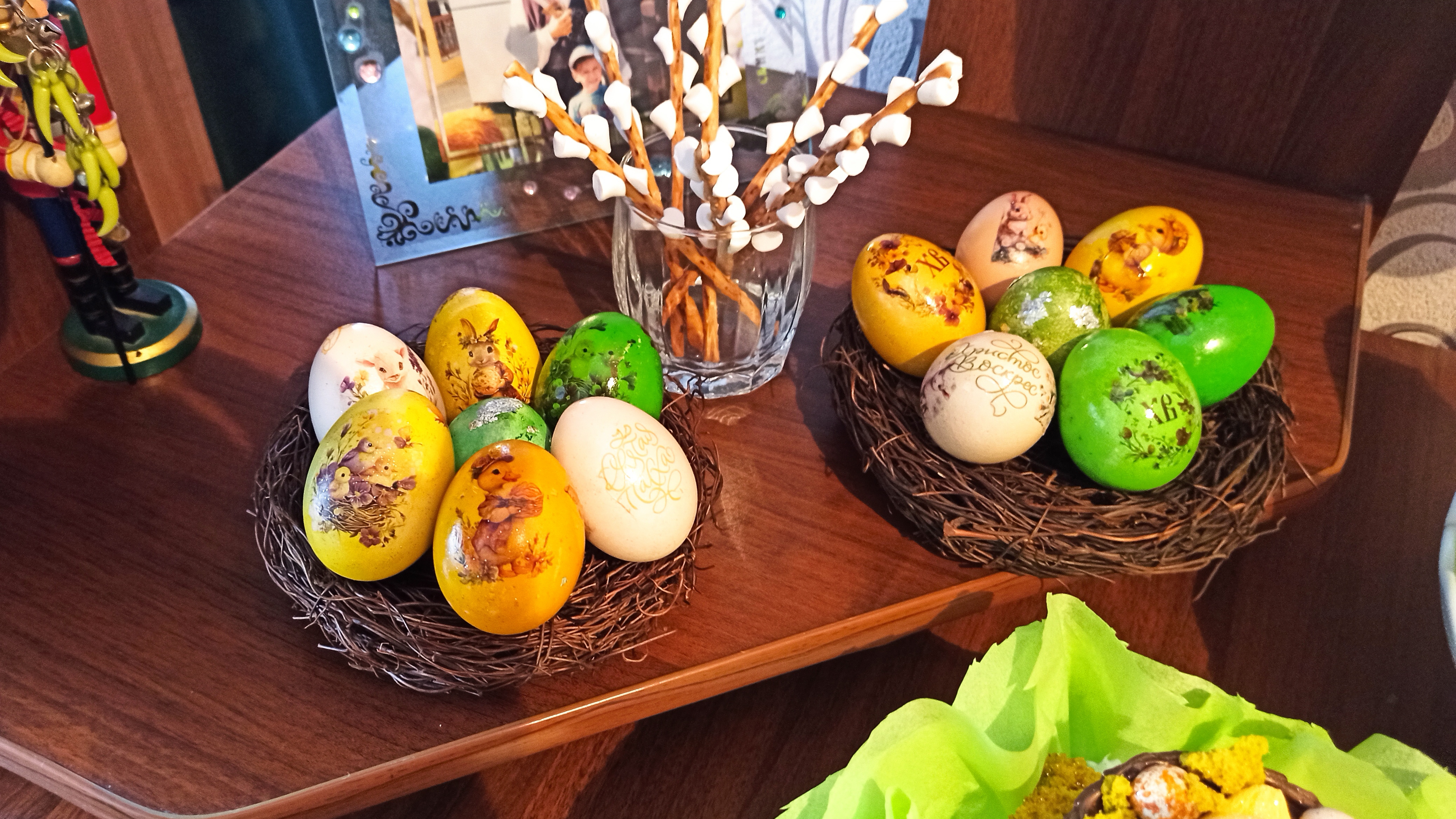 3 простых способа оригинально покрасить яйца к Пасхе!