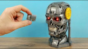 Я собрал механический череп Киборга из LEGO и он ожил!