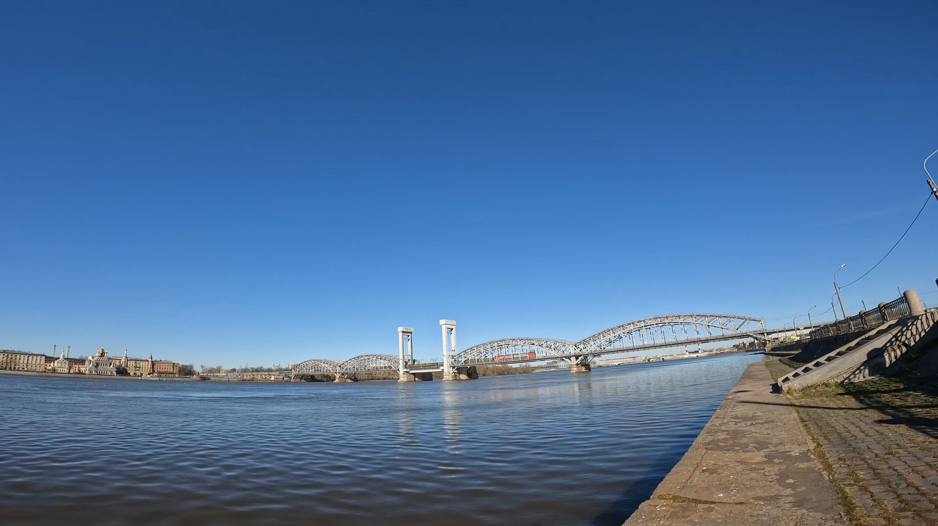 Пешеходный маршрут Санкт-Петербург Володарский мост Октябрьская набережная Финляндский мост