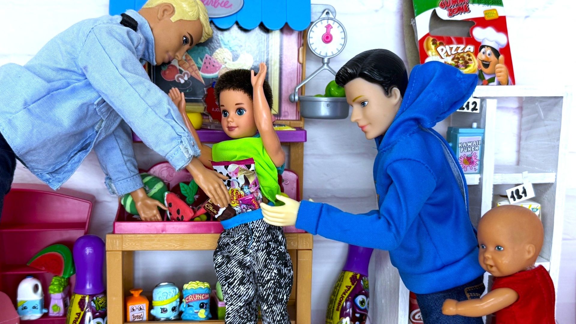 ПОПАЛСЯ ВОРИШКА!😡😮 Теперь за все ответишь! Катя и Макс семейка! Куклы Барби в реальной жизни