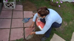 6 соток 29 августа 2021 год. Уложила плитку к душу, обрезанную болгаркой