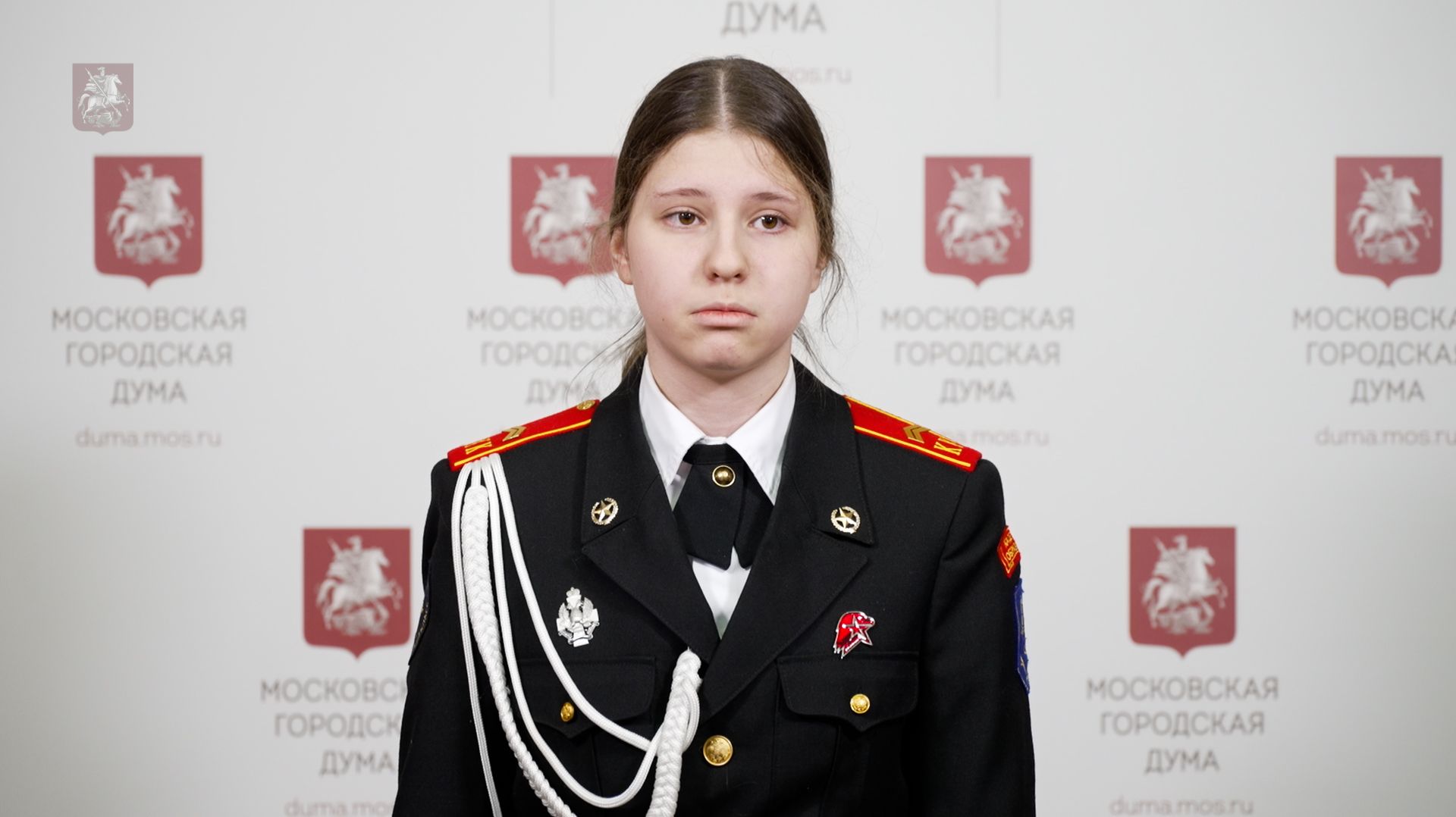 10.04.2026. София Савченкова: Для меня большая честь получить паспорт в Парадном зале городской Думы