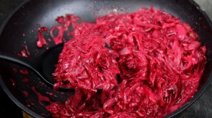 Просто обожаю такую свеклу! Отныне ВСЕГДА есть в нашем холодильнике... и салат, и гарнир, и на хлеб