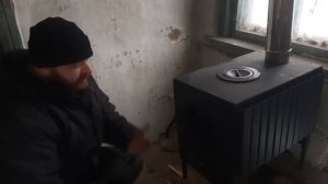 УШЕЛ ЖИТЬ В ЗАБРОШКУ | Cоветы по выживанию в заброшенных домах