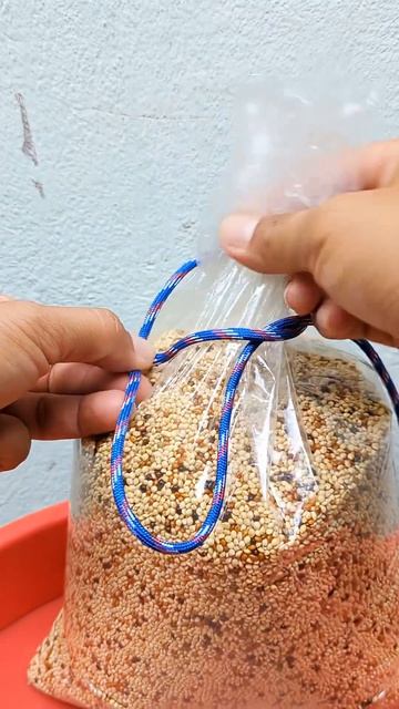 Close Bag With Rope.