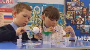 Украшение пасхальных яиц в ЦДТ Кинельского района