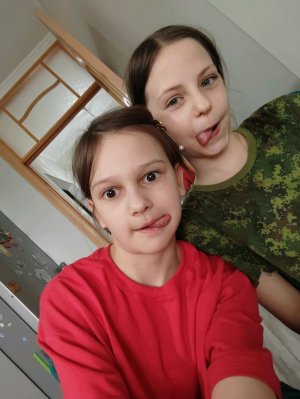 Мы с Катюхой!