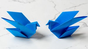 Как сделать птицу из бумаги. Оригами голубь из бумаги