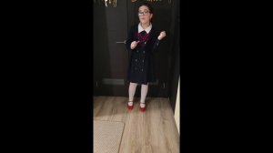 Стихотворение "Плохо девочкой мне жить" читает Алиса Волкова